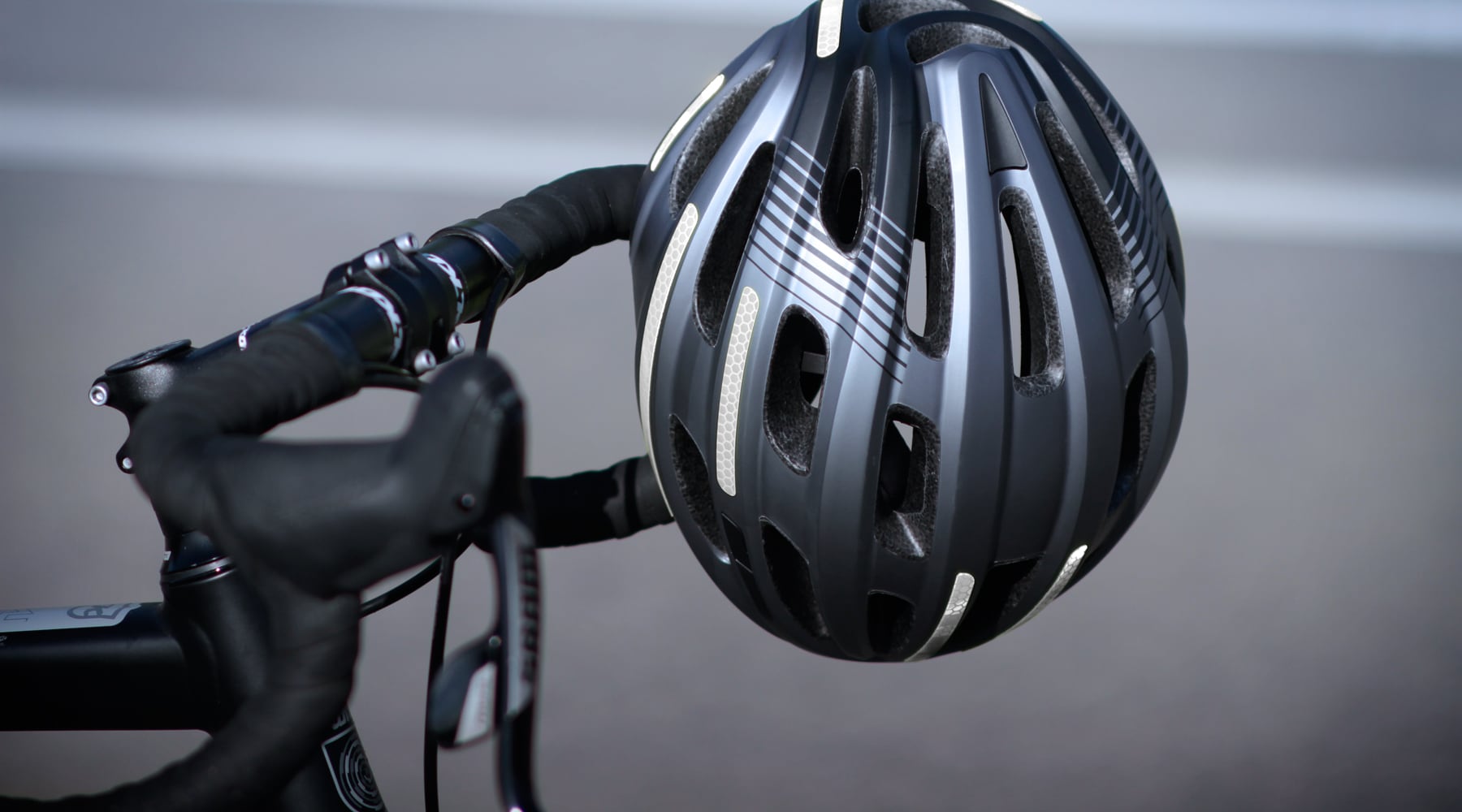 The best bicycle helmet looks like this!