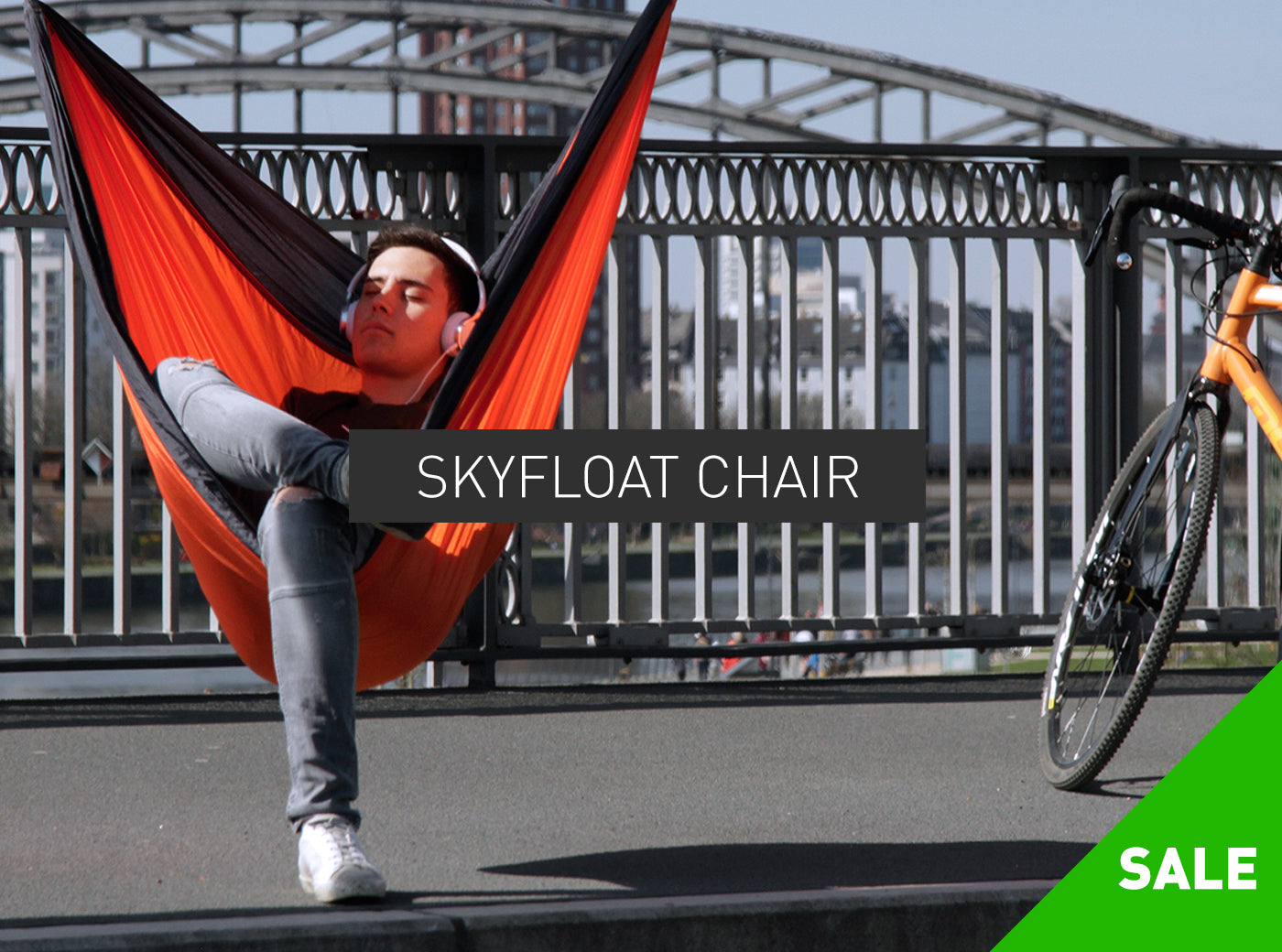 THE SKYFLOAT CHAIR – RIDE & RELAX